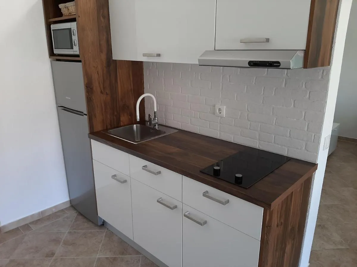 Bella Apartments Vir Croácia